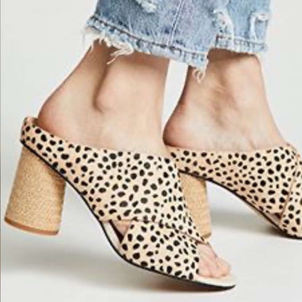 Dolce vita JAVI block heel sandals SIZE 8
Leopard calf print